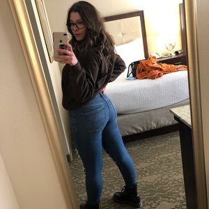 Meet your Posher, Katherine